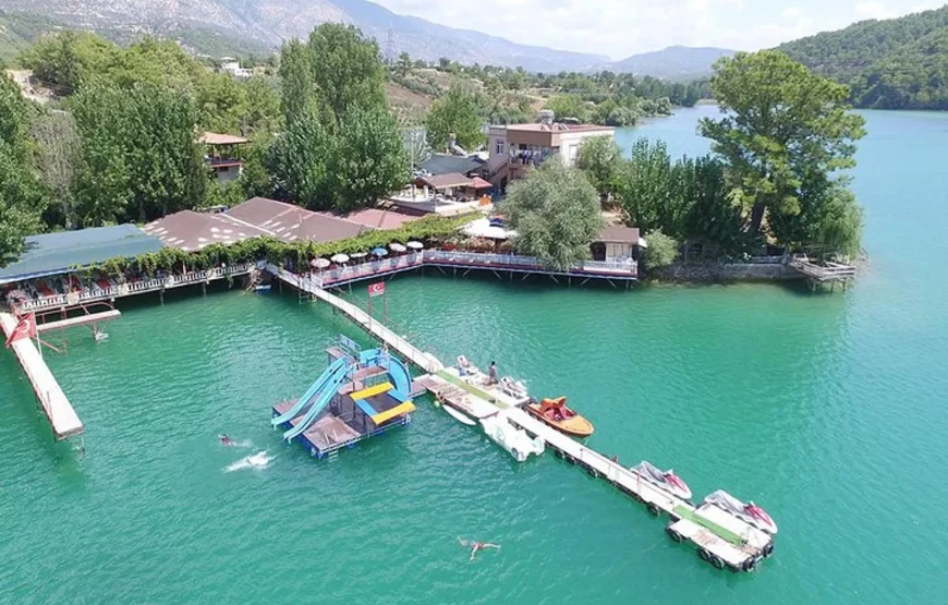 Jeep Safari & Green Lake Tour