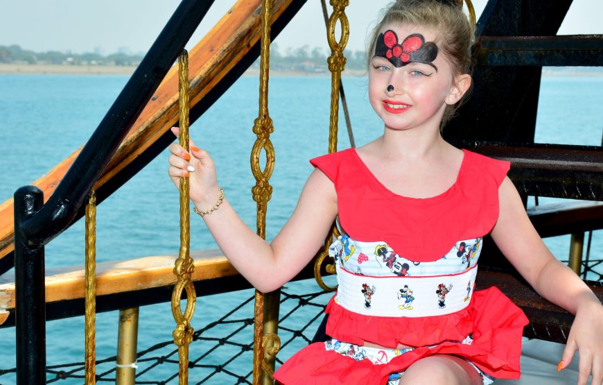 Antalya Pirate Boat Tour with Lunch