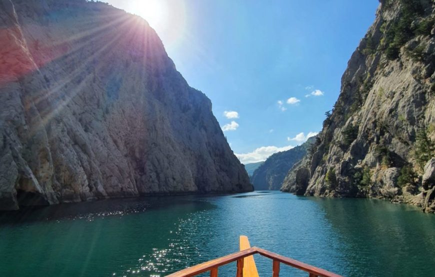 Green Canyon Boat with Lunch, Soft Drinks