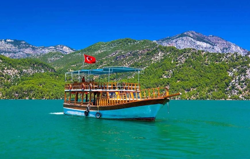 Jeep Safari & Green Lake Tour