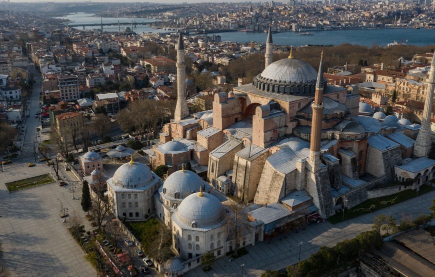 Hagia Sophia, Blue Mosque & Grand Bazaar – Half-Day