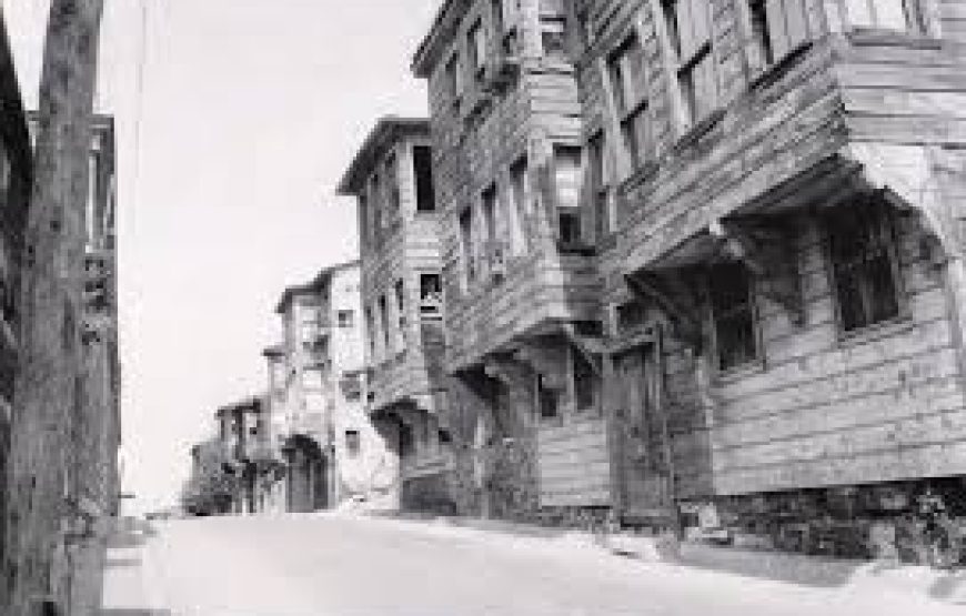 Topkapi Palace with Harem and Blue Mosque Guided Tour